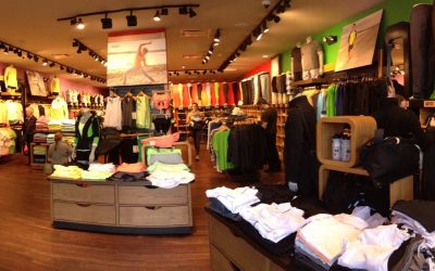 Guess Who Just Picked Up Tailored Brands Inc. (NYSE:TLRD) Shares